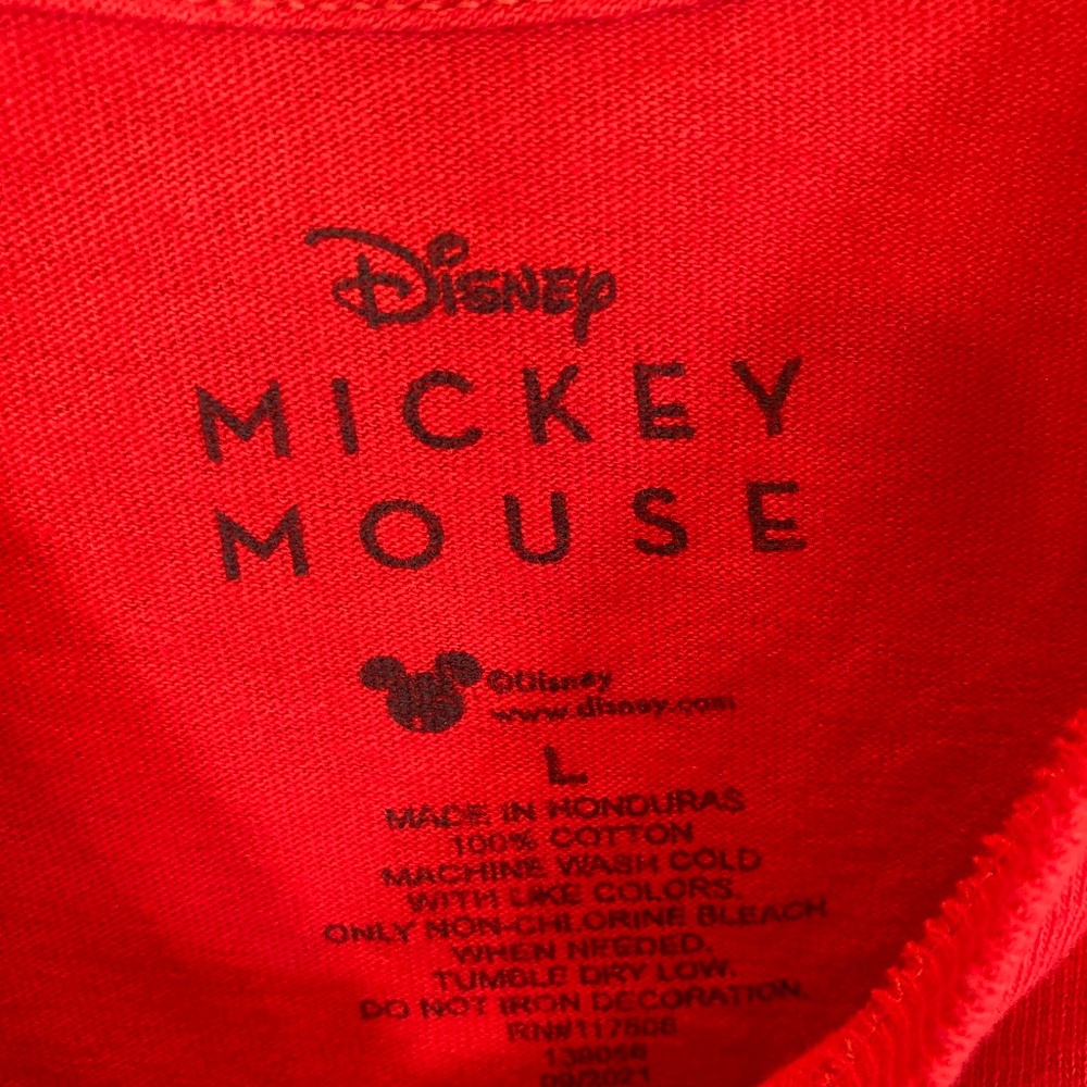 Disney Santa Mickey Mouse Shirt Sz L Red Short Sleeve Ugly Sweater Look - Picture 3 of 12